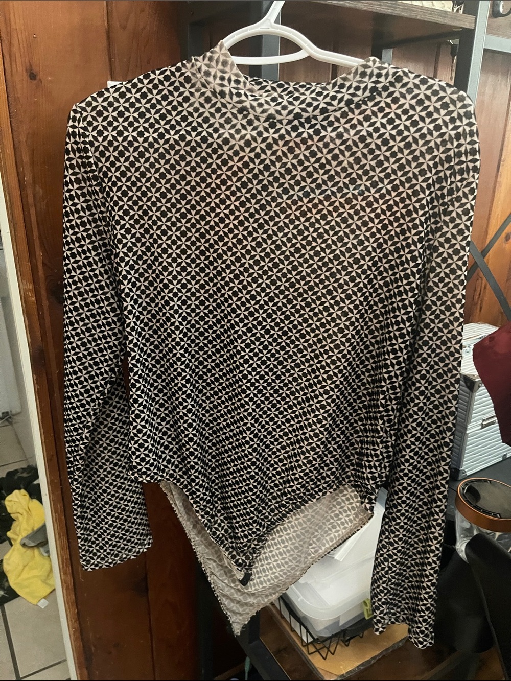 Love Geometric Print Top in Black and Cream